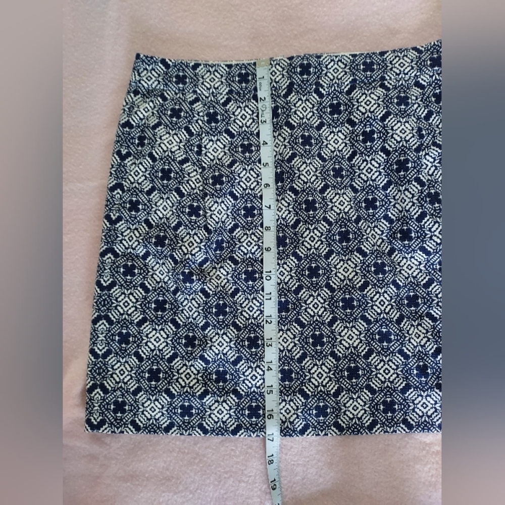 J Crew Jacquard Blue and White Mini Skirt, Size 4. NEW - Picture 3 of 8